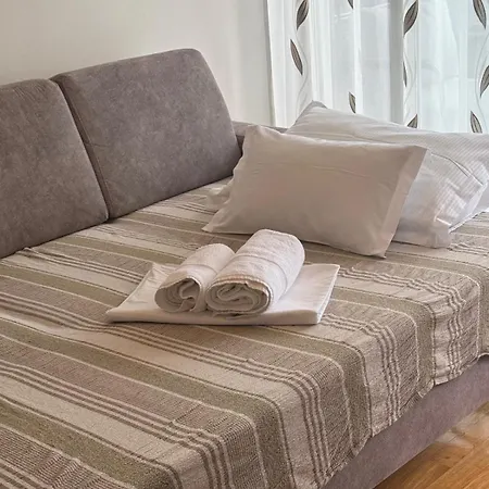 Fluid- Free Parking * 스플리트